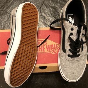 Boy’s Size 6 Vans